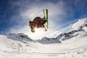 kaiyun中国官方网站-“中超俱乐部投资逐年增长，发展迅速”，中超俱乐部新名称